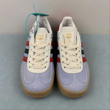 Cargar imagen en el visor de la galería, Adidas Gazelle Indoor Blue Dawn Collegiate Burgundy Core Green IG4994