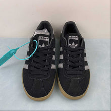 Cargar imagen en el visor de la galería, Adidas Bermuda Carbon Grey Four Gum CQ2781