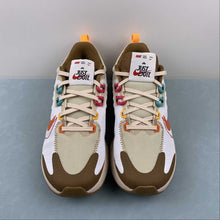 Cargar imagen en el visor de la galería, Nike Juniper Trail 2 NN Sanddrift Safety Orange Ale Brown FD4323-181