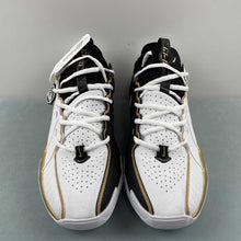 Cargar imagen en el visor de la galería, Air Zoom G T Cut 3 ER White Black Metallic Gold HF5702-170