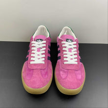 Cargar imagen en el visor de la galería, Adidas x Gucci Gazelle Pink