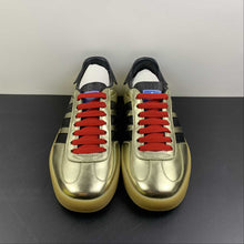 Cargar imagen en el visor de la galería, Adidas x Gucci Gazelle Metallic Gold Leather