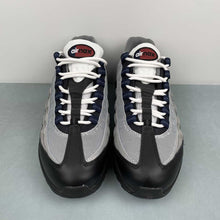 Cargar imagen en el visor de la galería, Air Max 95 Track Red Smoke Grey DM0011-007