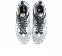 Cargar imagen en el visor de la galería, Air Vapormax EVO Wolf Gray White Anthracite Dark Gray CT2868-002