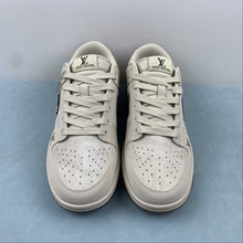 Cargar imagen en el visor de la galería, SB Dunk Low LV Brown Black XQ5180-316