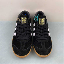 Cargar imagen en el visor de la galería, Adidas Hamburg Black White Brown S76696