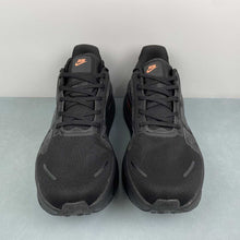 Cargar imagen en el visor de la galería, Nike Vomero Premium Black Orange HQ2050-622