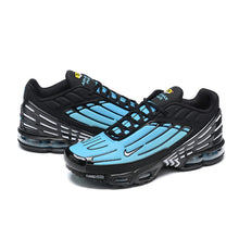 Cargar imagen en el visor de la galería, Air Max Plus 3 Black White Black Laser Blue FQ2417-001