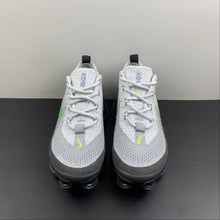 Cargar imagen en el visor de la galería, Air Max Scorpion FK Black Volt Wolf Grey Dark Smoke Grey DJ4701-002
