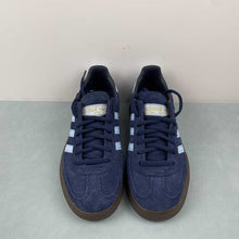 Cargar imagen en el visor de la galería, Adidas Handball Spezial Navy Gum Clear Sky Blue BD7633