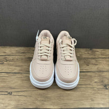 Cargar imagen en el visor de la galería, Air Force 1 PIXEL Particle Beige Black White CK6649-200