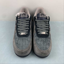 Cargar imagen en el visor de la galería, Air Force 1 07 Low Black Dragon God Dark Grey CD1221-608