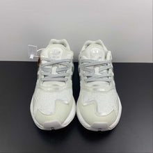 Cargar imagen en el visor de la galería, Adidas Day Jogger Boost Cloud White Metallic Silver FX6171