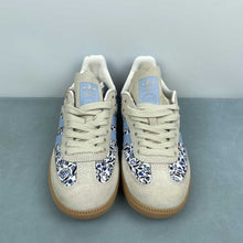 Cargar imagen en el visor de la galería, Adidas Samba OG x Liberty London Blue Floral JP8080