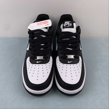 Cargar imagen en el visor de la galería, Air Force 1 07 Low Black White Blue DV0788-006