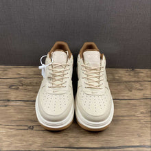 Cargar imagen en el visor de la galería, Air Force 1 Low Luxe Pearl White Pecan Gum Yellow Pale Ivory DB4109-200
