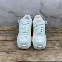 Cargar imagen en el visor de la galería, Air Force 1 Shadow Sail Barely Green Crimson Tint CU8591 104