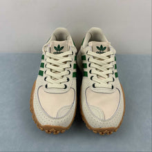 Cargar imagen en el visor de la galería, Adidas Retropy E5 W.R.P Beige Green Gum HP2193
