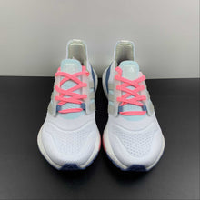 Cargar imagen en el visor de la galería, Adidas UltraBoost 22 White Dark Blue GX5929