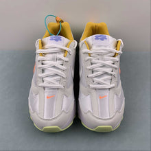 Cargar imagen en el visor de la galería, Air Max Dawn White Peach Cream DX3717-100