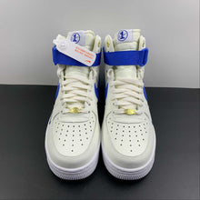 Cargar imagen en el visor de la galería, Air Force 1 High SE Sail White Metallic Gold Blue Jay DQ7584-100