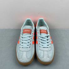 Cargar imagen en el visor de la galería, Adidas Handball Spezial Semi Flash Aqua Impact Orange Gum IH5374