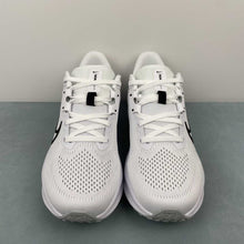 Cargar imagen en el visor de la galería, Nike Quest 6 White Platinum Pure Black FD6033-100