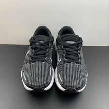 Cargar imagen en el visor de la galería, ZOOMX Invincible Run FK 2 Black White DH5425-001