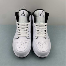 Cargar imagen en el visor de la galería, Air Jordan 1 Mid White Black DQ8426-132