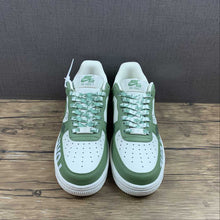 Cargar imagen en el visor de la galería, Air Force 1 07 Low Olive Green White Yellow CW2288-662