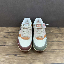 Cargar imagen en el visor de la galería, Air Max 1 Premium Wabi-Sabi Tan Olive Sail Brown DQ8656-133