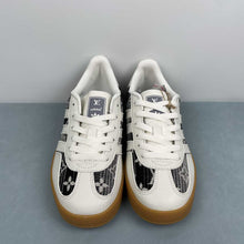 Cargar imagen en el visor de la galería, Adidas Gazelle x Louis Vuitton White Black Grey SC9207-730
