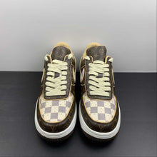 Cargar imagen en el visor de la galería, Louis Vuitton Trainer Snaker x Air Force 1 Coffee 3308-10