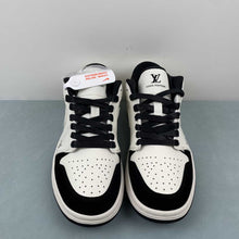 Cargar imagen en el visor de la galería, Air Jordan 1 Low LV Off White Black WG8850-006