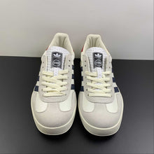 Cargar imagen en el visor de la galería, Adidas x Gucci Gazelle White Navy Red Beige
