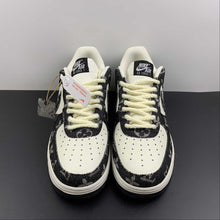 Cargar imagen en el visor de la galería, LV x Air Force 1 07 Low Black White NZ0088-805