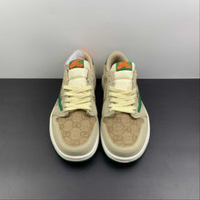 Cargar imagen en el visor de la galería, Travis Scott x Gucci x Air Jordan 1 Low OG Gray White Green DM7866-198