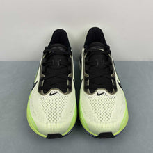 Cargar imagen en el visor de la galería, Air Zoom Pegasus 42 Volt Tint Sapphire IB1873-702