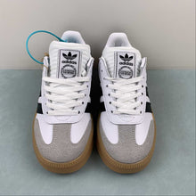 Cargar imagen en el visor de la galería, Adidas Samba XLG Cloud White Core Black Brown IE1377