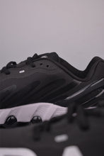 Cargar imagen en el visor de la galería, Air Max Dn8 PARIS Black & White IH2140-001