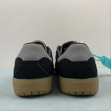 Cargar imagen en el visor de la galería, Adidas Bermuda Carbon Grey Four Gum CQ2781