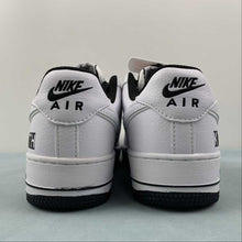 Cargar imagen en el visor de la galería, Kith x Air Force 1 07 Low White Black KT1659-001