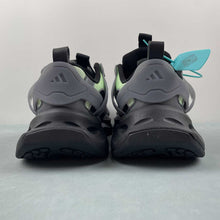 Cargar imagen en el visor de la galería, Adidas XLG Runner Deluxe Grey Green JP5764