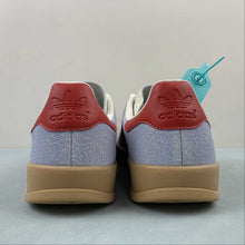 Cargar imagen en el visor de la galería, Adidas Gazelle Indoor Blue Dawn Collegiate Burgundy Core Green IG4994