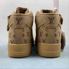 Cargar imagen en el visor de la galería, LV x Air Force 1 07 Mid Brown DV9988-500