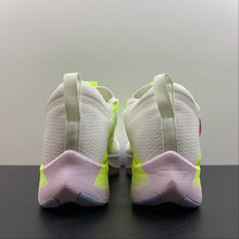 Cargar imagen en el visor de la galería, Zoom Fly 4 Fluorescent Green DN2658-101