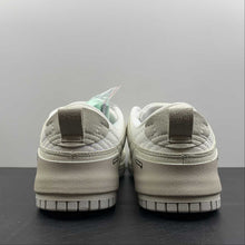 Cargar imagen en el visor de la galería, SB Dunk Low Disrupt 2 Pale Ivory White Black DH4402-101