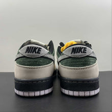 Cargar imagen en el visor de la galería, SB Dunk Low PRO Kobe Yellow Green Light Grey Black LF2428-005