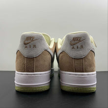 Cargar imagen en el visor de la galería, Air Force 1 07 Low White Light Green Grey Brown DL5819-618
