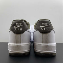 Cargar imagen en el visor de la galería, Air Force 1 Low Arrives White Taupe DR9867-100